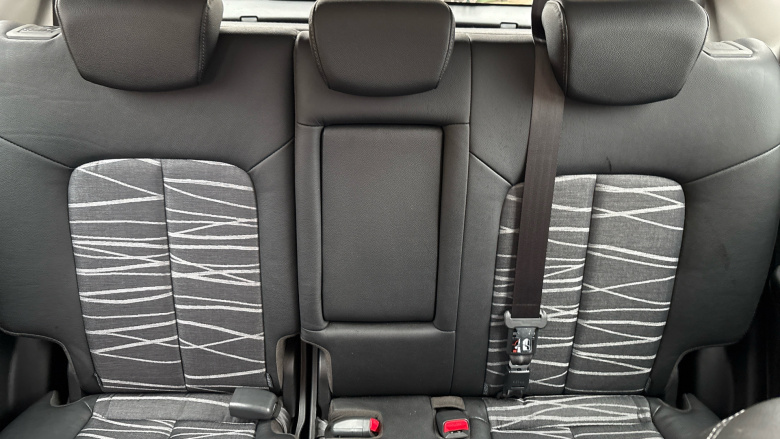 Kia Venga 1.6 4 5dr Auto [6] Petrol Hatchback